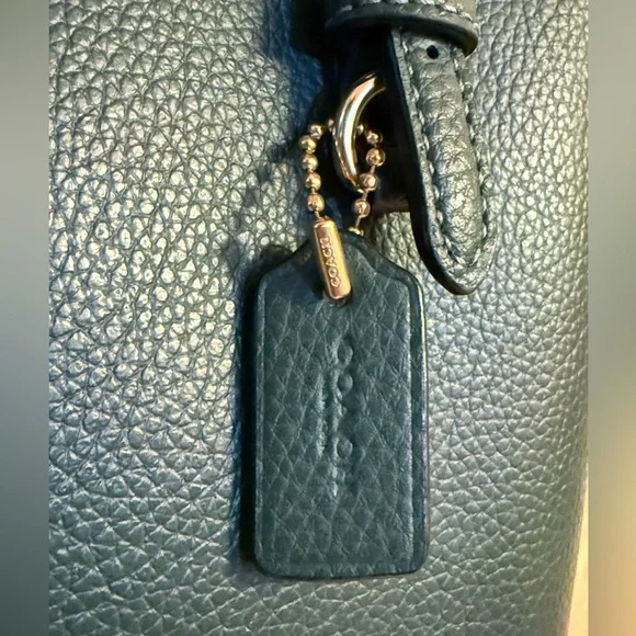 Coach Mollie Tote 25 Bag in Everglades Green & Leather Coach ID Zip Wallet. - Picture 14 of 16